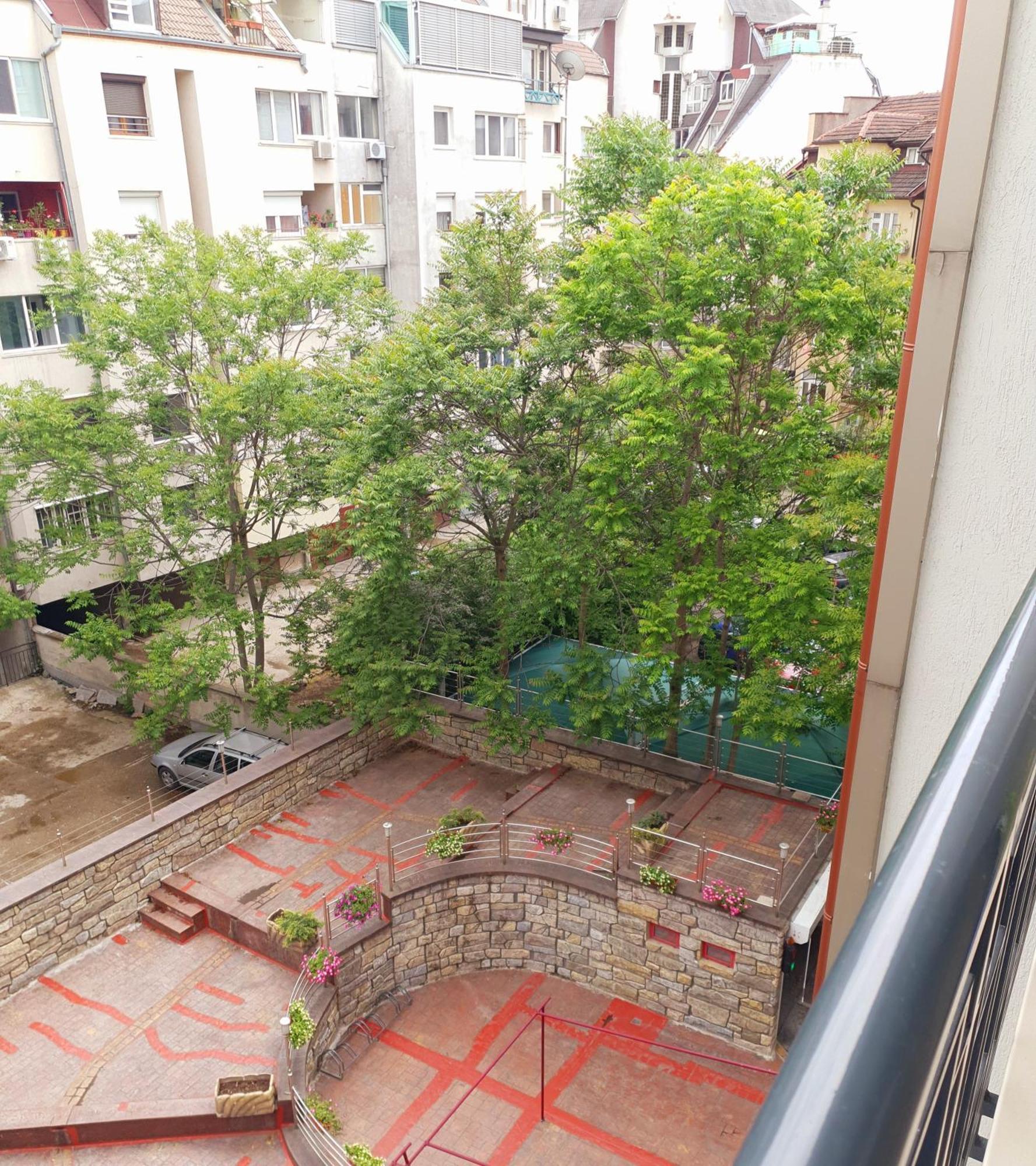Bright And Newly Refurbished Apartment Near Center โซเฟีย ภายนอก รูปภาพ